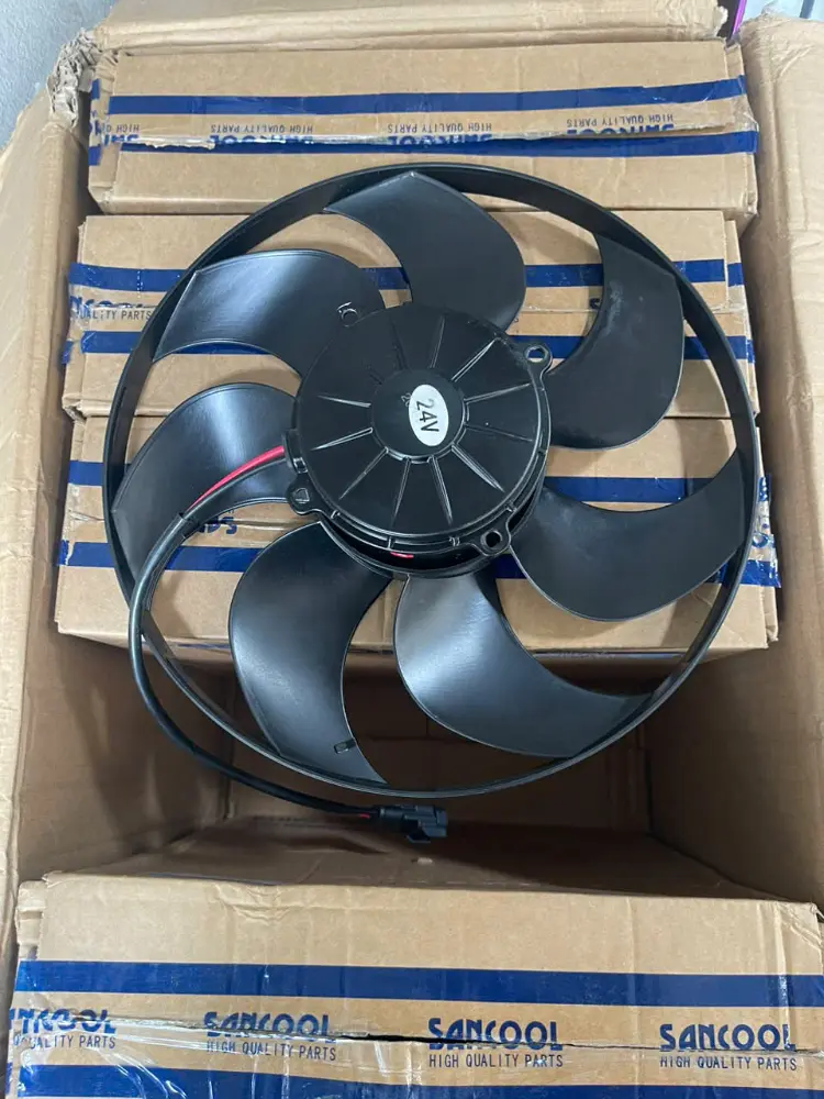 QUẠT DÀN NÓNG XE HYUNDAI UNIVERSE 3/2
