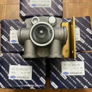 VAN CHIA HƠI XE KHÁCH UNIVERSE R-12 VALVE
